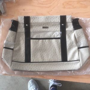 Miche bag cover/shell only.  Lucy